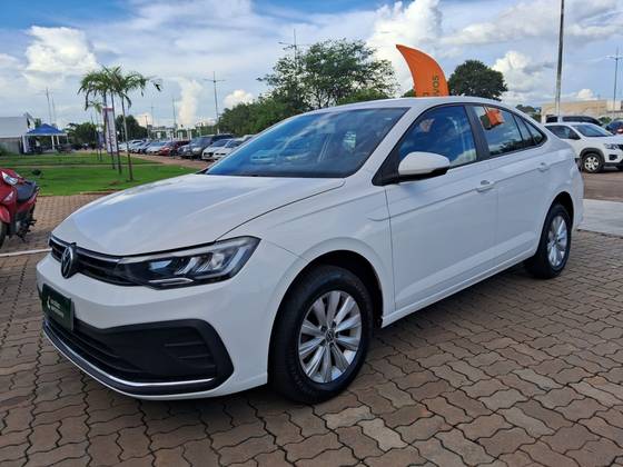 VOLKSWAGEN VIRTUS 1.0 170 TSI MANUAL
